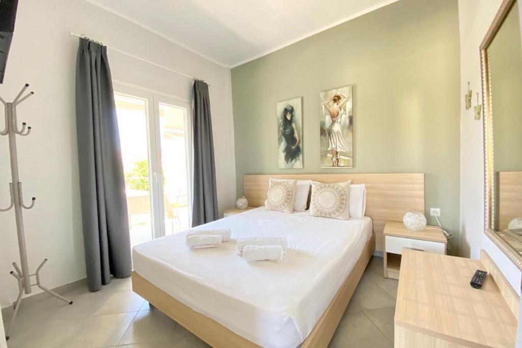 Mageiras Boutique Hotel アフィトス エクステリア 写真